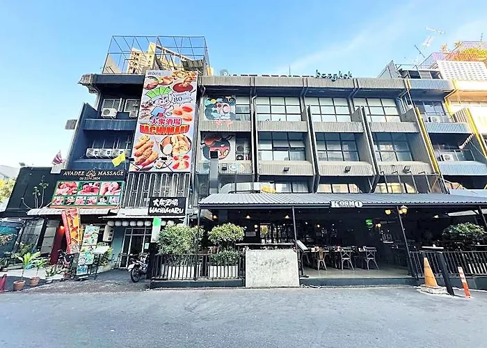 Sukhumvit Hotel 5*